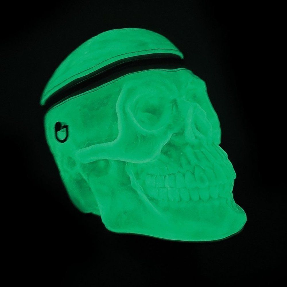 Skull Purse that Glows In The Dark!! Looks like Grave Digger! LAST ONE! - Picture 4 of 7